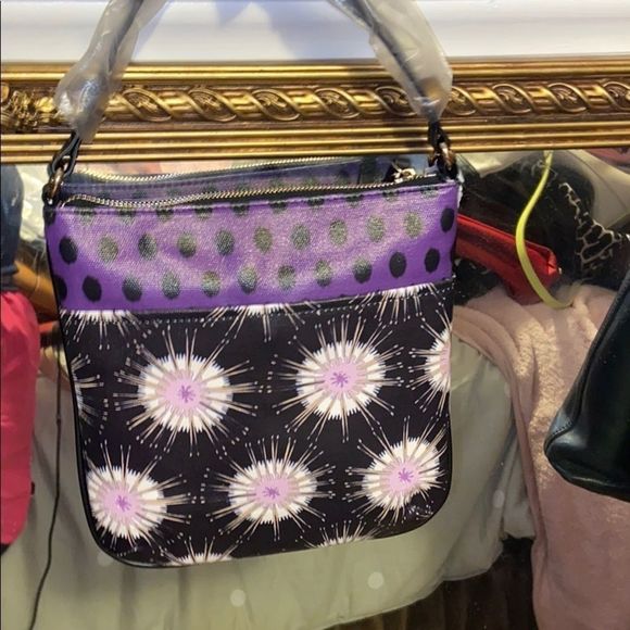 Crossover.  NWT DD 💯 leather trim - Picture 8 of 10